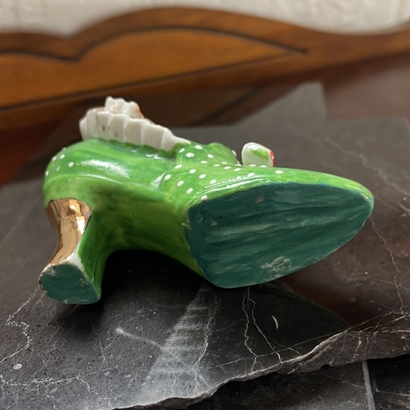 Vintage Ceramic Miniature Shoe Figurine - Picture 10 of 10